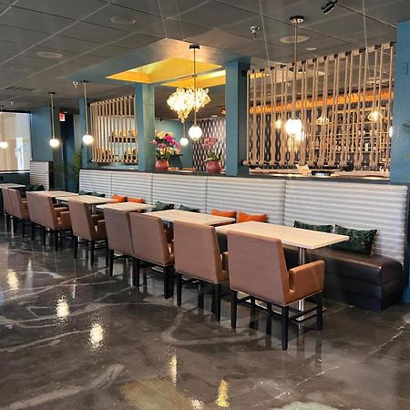 Lakeland Hotel מראה חיצוני תמונה