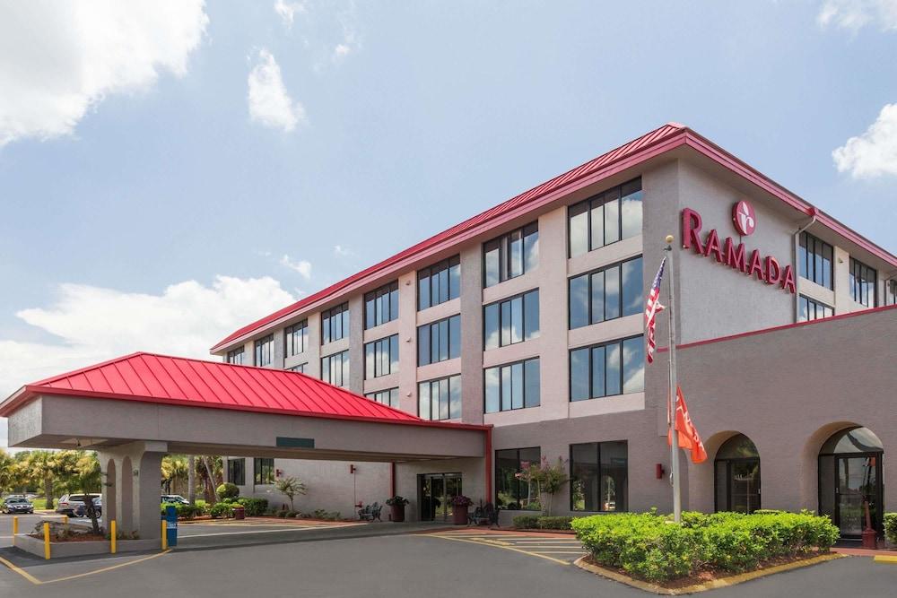 Lakeland Hotel מראה חיצוני תמונה