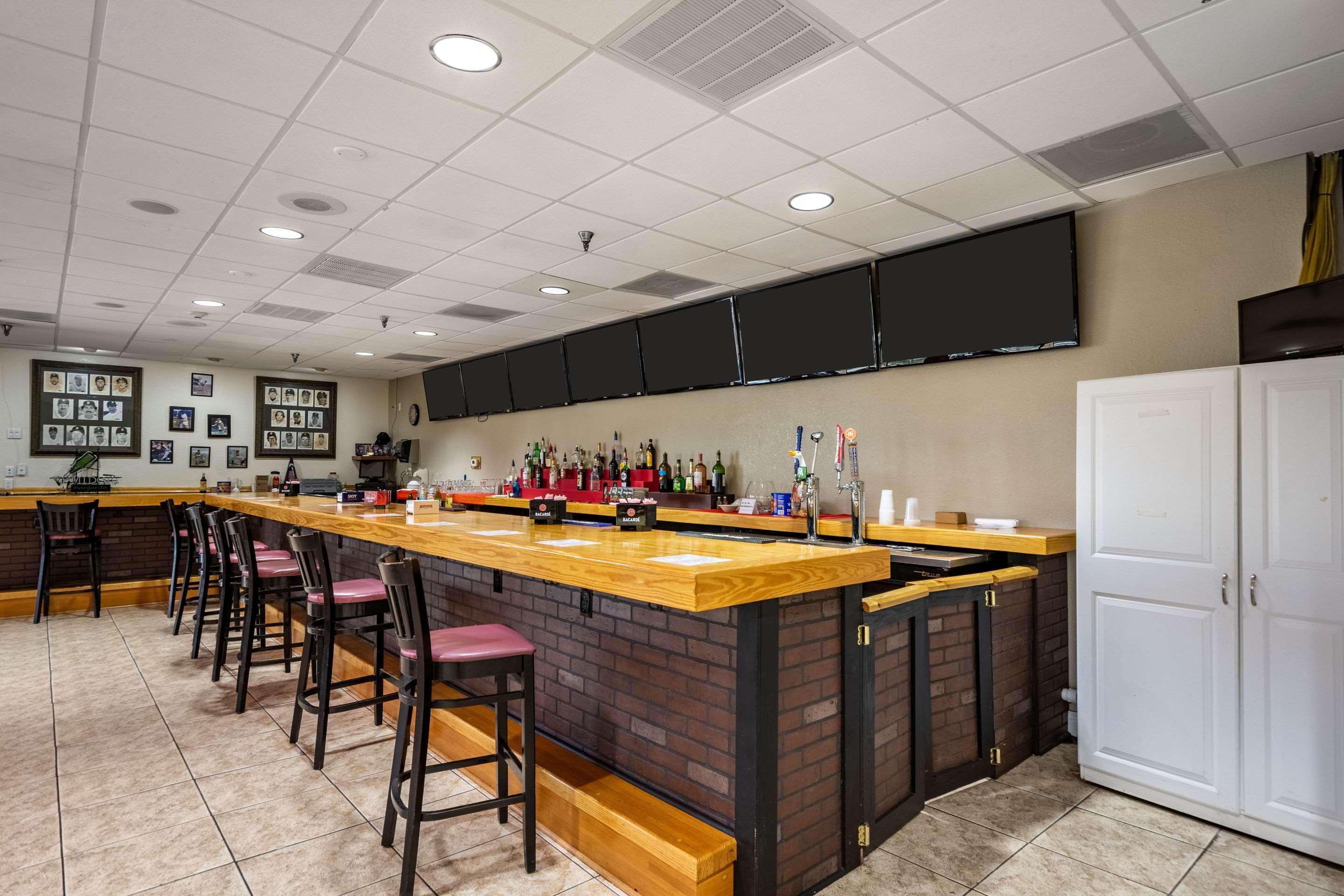 Lakeland Hotel מראה חיצוני תמונה