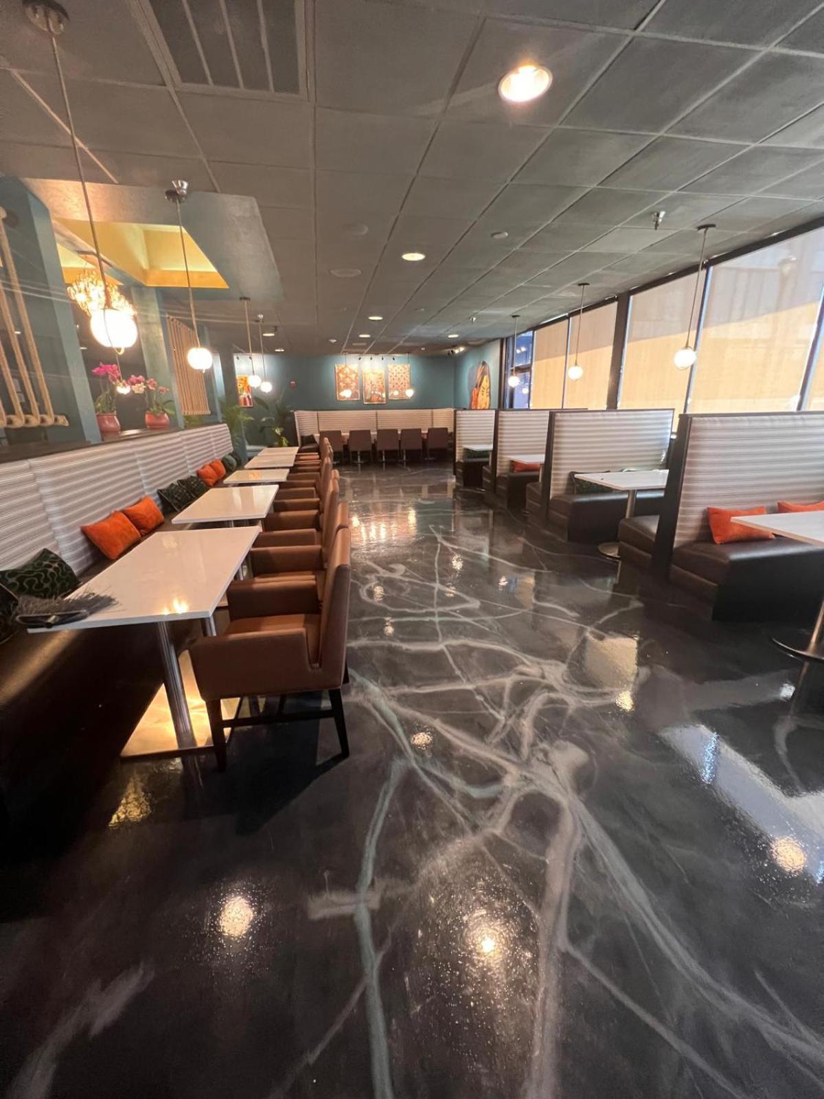 Lakeland Hotel מראה חיצוני תמונה